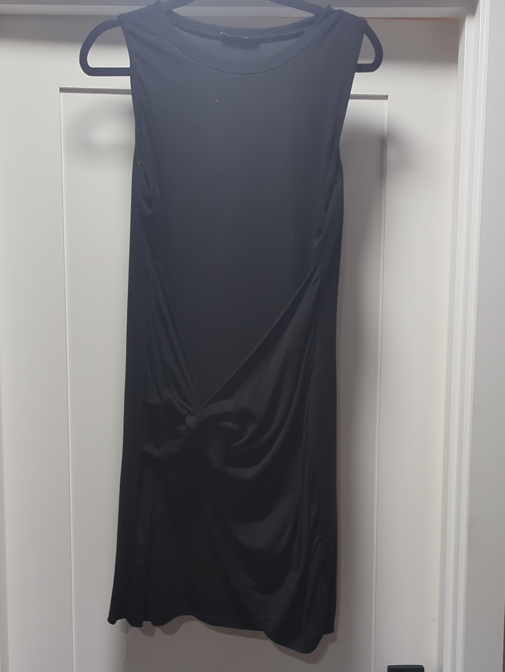 Sleeveless Black Midi Dress with Front Knot
